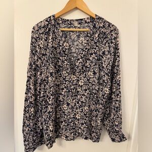 Treasure & Bond Chintz Floral Top in Navy blue and light pink color.